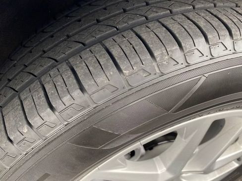 Certified 2024 Chevrolet Equinox LT AWD/4WD image 22