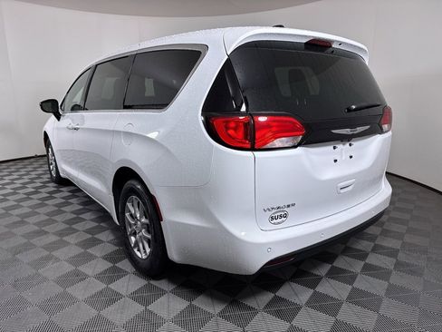 New 2026 Chrysler Voyager LX image 21