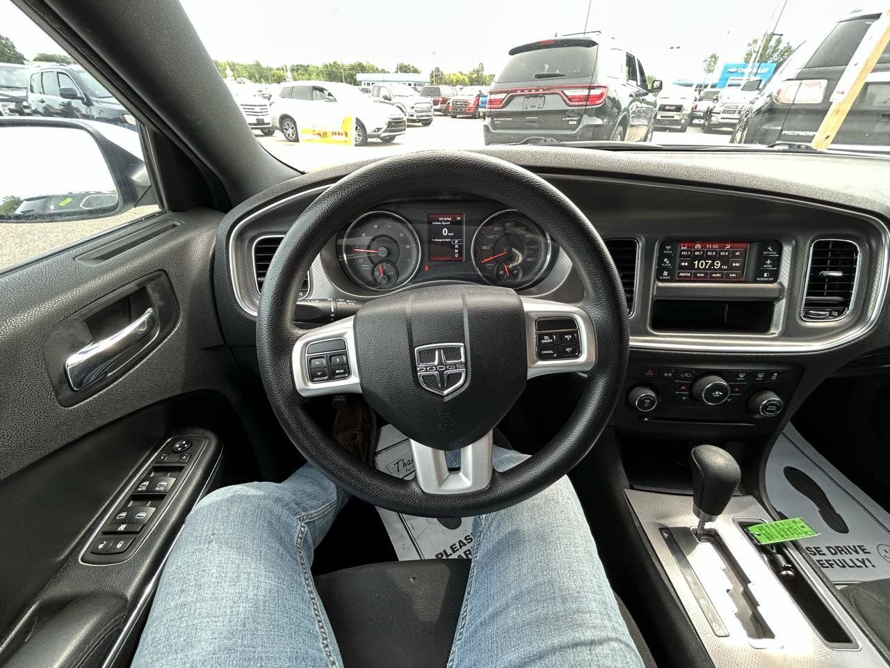 Used 2012 Dodge Charger SE RWD image 26