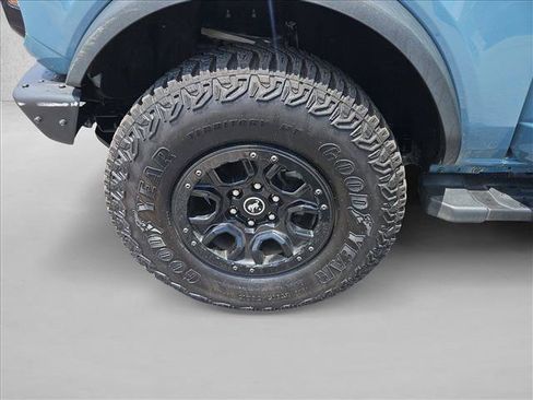 Used 2022 Ford Bronco Wildtrak AWD/4WD image 19
