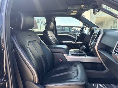 Used 2018 Ford F150 Platinum w/ Equipment Group 701A Luxury AWD/4WD image 30