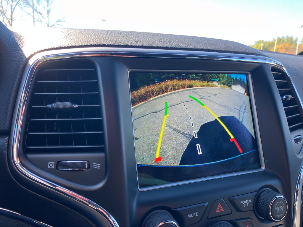 Used 2018 Jeep Grand Cherokee Limited AWD/4WD image 11
