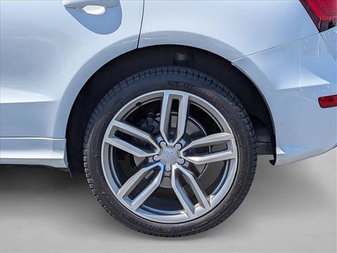 Used 2016 Audi SQ5 Premium Plus w/ Technology Package AWD/4WD image 24