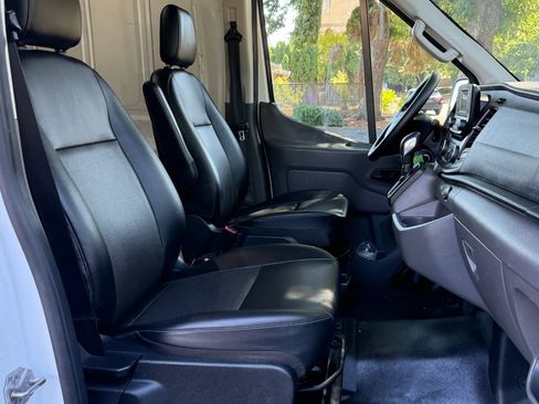 Used 2022 Ford Transit 250 Medium Roof RWD image 16