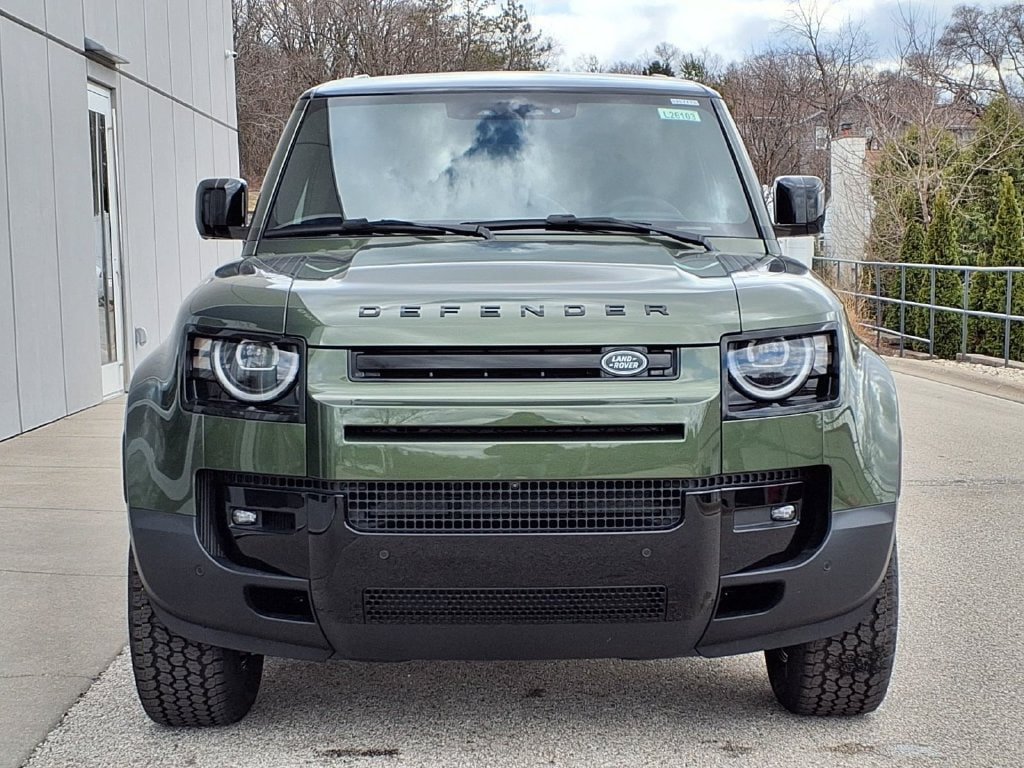 Certified 2026 Land Rover Defender 110 S AWD/4WD image 2