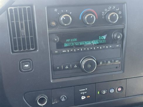 Used 2021 Chevrolet Express 3500 LS image 21