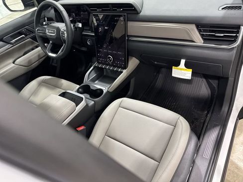 New 2026 GMC Terrain Elevation w/ Elevation Premium Package image 30