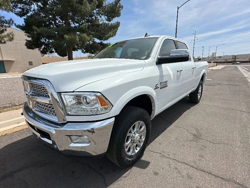 Used 2016 RAM 2500 Laramie image 9