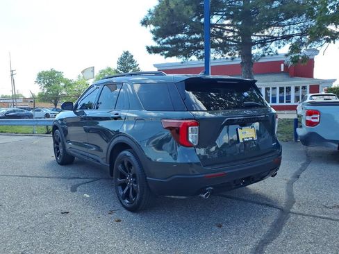 Used 2024 Ford Explorer ST-Line w/ Class IV Trailer Tow Package AWD/4WD image 9
