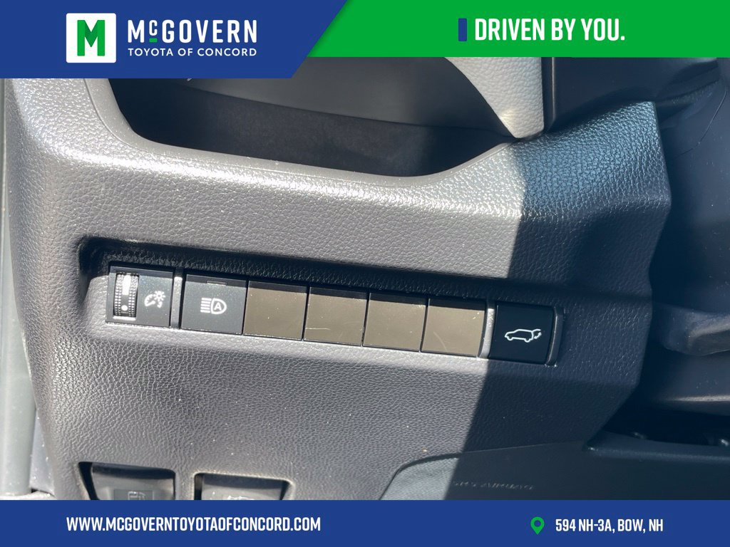 Used 2023 Toyota RAV4 XLE w/ Convenience Package AWD/4WD image 16