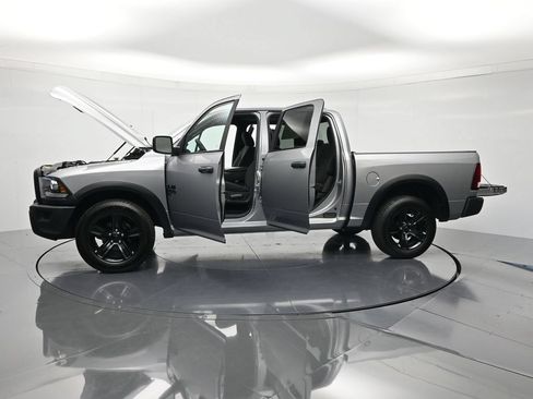 Used 2024 RAM 1500 Warlock RWD image 46