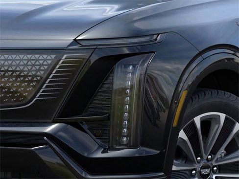 New 2026 Cadillac Vistiq Sport image 11