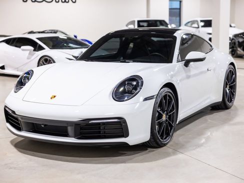 Used 2022 Porsche 911 Carrera image 12