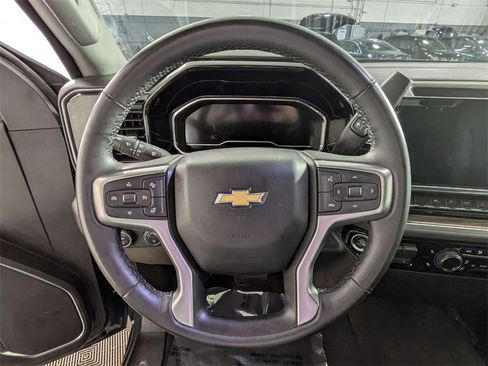 Used 2025 Chevrolet Silverado 1500 LT image 19