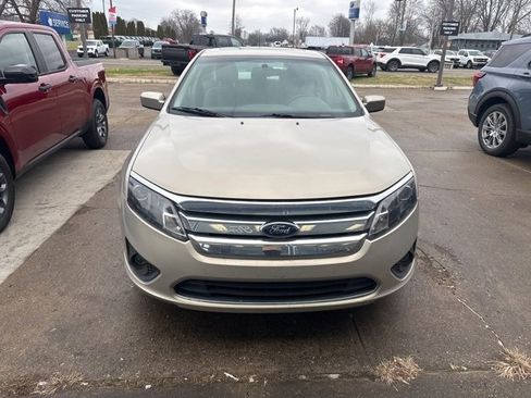 Used 2010 Ford Fusion SE image 4