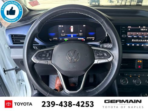 Used 2022 Volkswagen Taos SE AWD/4WD image 17