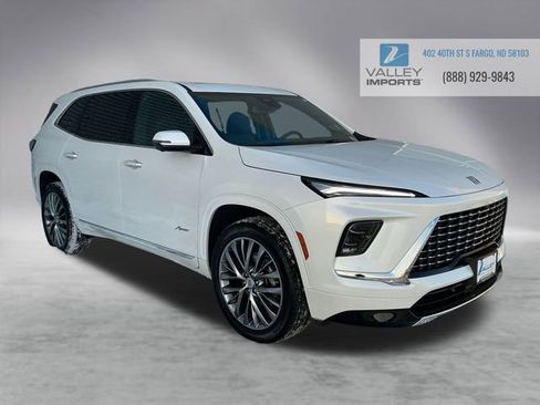 Used 2025 Buick Enclave Avenir w/ Trailering Package, 5000 lbs. image 1