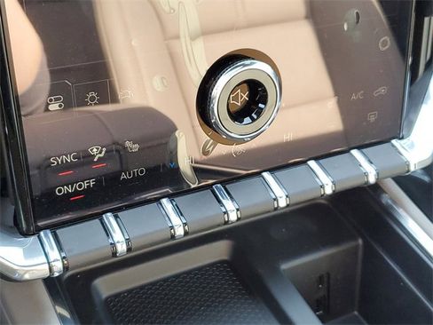 New 2026 GMC Acadia Elevation w/ Elevation Premium Package image 17