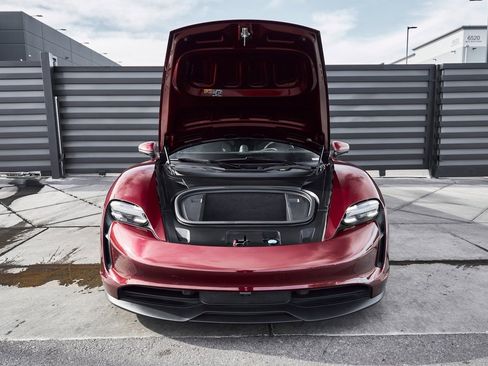 Used 2021 Porsche Taycan 4S image 14