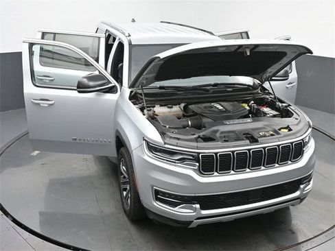 Used 2024 Jeep Wagoneer L Series II w/ Flexible Seating Group image 64