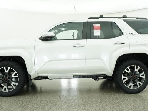 New 2026 Toyota 4Runner TRD Sport Premium RWD image 19