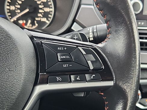 Used 2024 Nissan Altima 2.5 SR FWD image 17