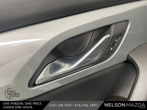 Used 2020 Chevrolet Blazer LT image 20