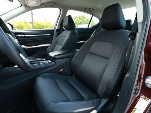 Used 2023 Nissan Altima 2.5 SV AWD/4WD image 23