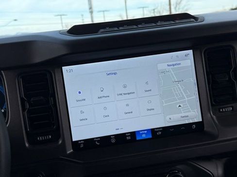 Certified 2025 Ford Bronco Big Bend w/ Black Diamond Package image 25