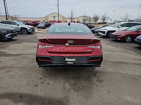 New 2026 Hyundai Elantra Limited FWD image 4
