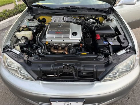 Used 2001 Lexus ES 330 image 27