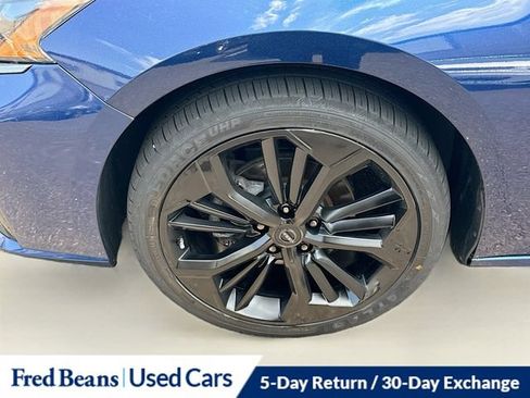 Used 2023 Nissan Altima 2.5 SR FWD image 33
