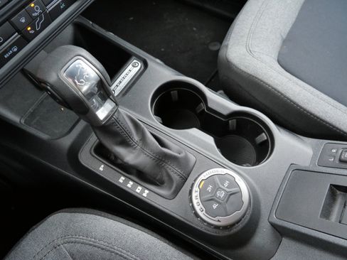 Used 2022 Ford Bronco 2-Door image 29