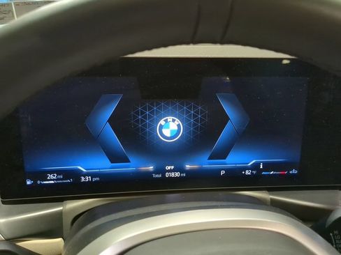 Used 2025 BMW 330i xDrive Sedan w/ M Sport Package AWD/4WD image 16