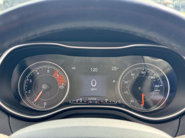 Used 2019 Jeep Cherokee Limited w/ Luxury Group AWD/4WD image 15