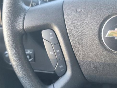 Certified 2025 Chevrolet Express 2500 Extended w/ Driver Convenience Package image 29