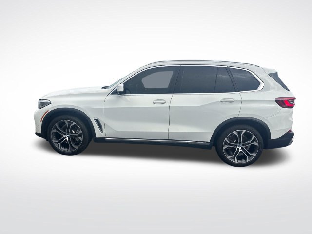 Used 2022 BMW X5 sDrive40i RWD image 2
