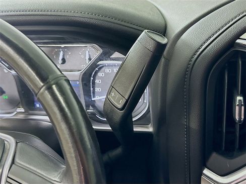 Used 2020 GMC Sierra 1500 Elevation image 31