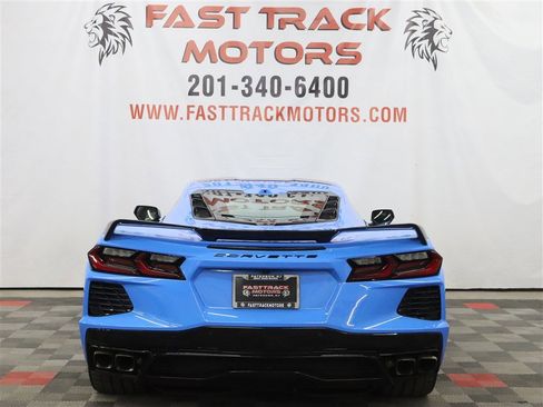 Used 2021 Chevrolet Corvette Stingray Premium Cpe w/ Z51 Performance Package RWD image 8