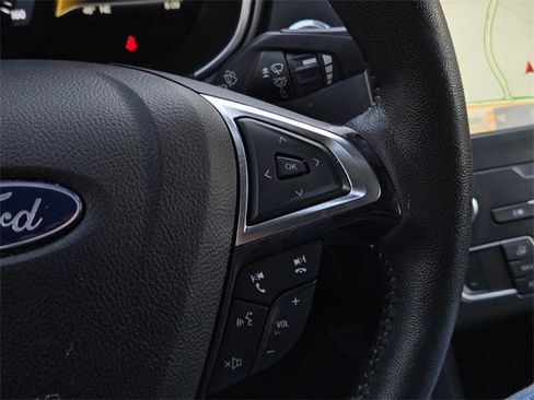 Used 2020 Ford Fusion SE w/ Equipment Group 151A image 25