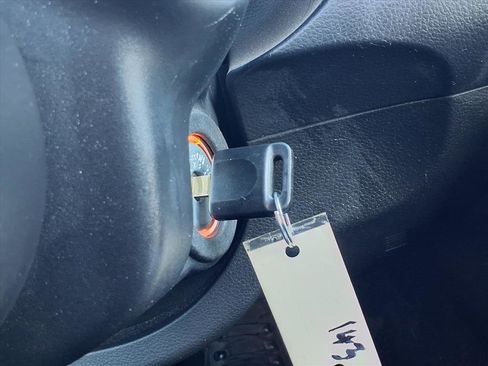 Used 2006 Nissan 350Z Touring image 11