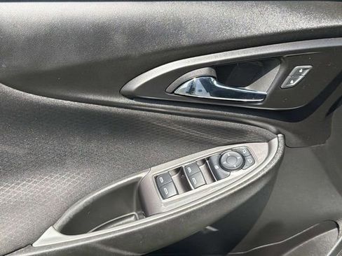 Used 2023 Chevrolet Malibu LT w/ Sport Edition FWD image 18