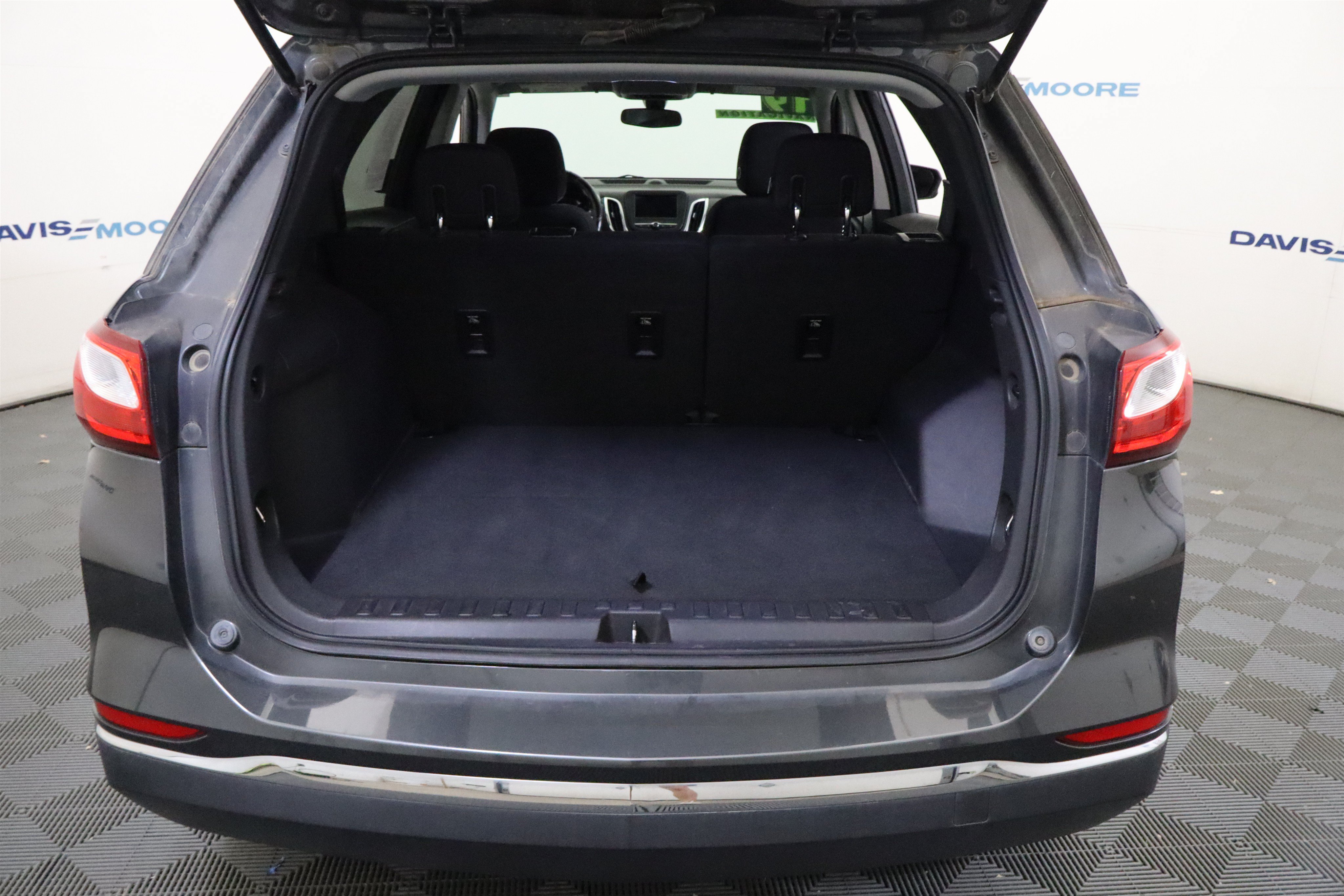Used 2019 Chevrolet Equinox LT FWD image 9
