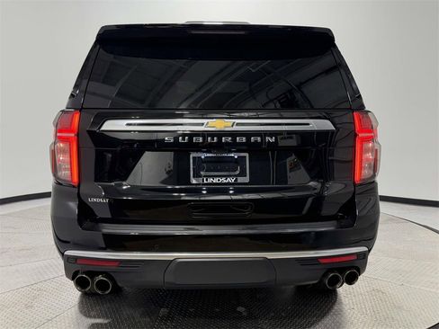 Used 2023 Chevrolet Suburban High Country w/ Premium Package 2 image 5