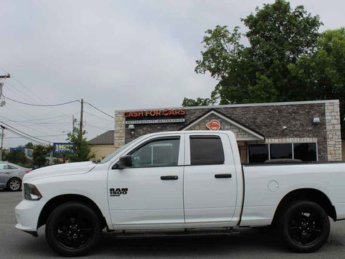 Used 2019 RAM 1500 Express w/ Express Value Package image 9