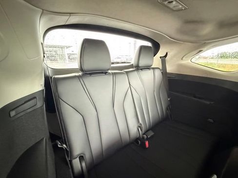 Used 2025 Acura MDX FWD w/ Technology Package image 31