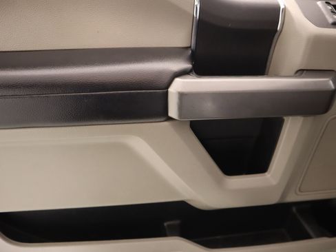 Used 2020 Ford F250 XLT image 14