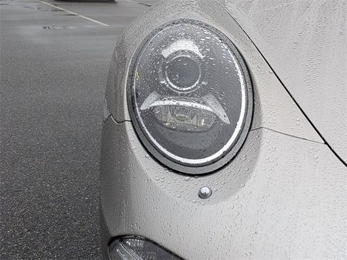 Used 2013 Porsche 911 Carrera S image 10