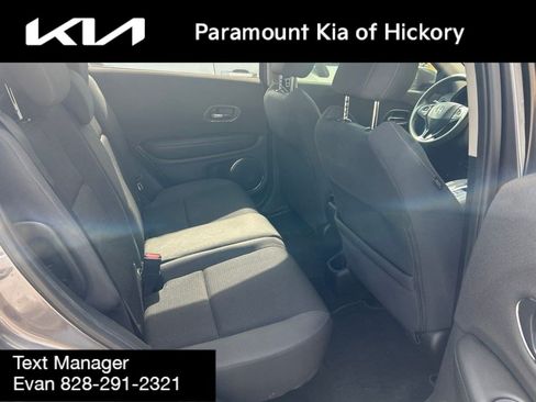 Used 2020 Honda HR-V EX image 11