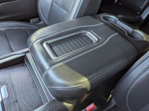 Used 2021 GMC Yukon XL Denali AWD/4WD image 27